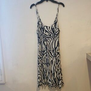 Ms Basic dress black with white. Has been used once but is in good condition.